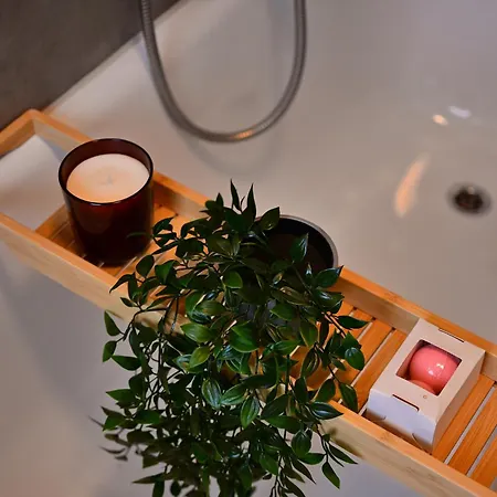 Apartmán Romantic And Elegant 2-room Center