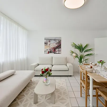 Romantic And Elegant 2-room Center Wuppertal