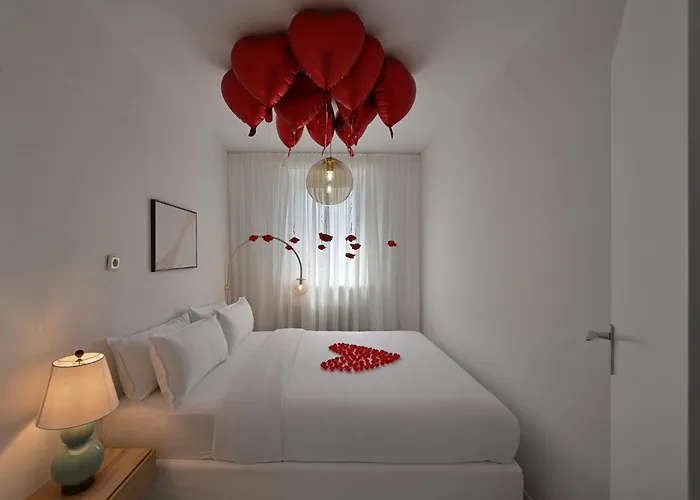 Romantic And Elegant 2-room Center Wuppertal