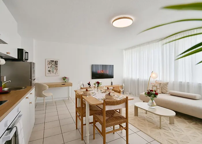 Romantic And Elegant 2-room Center Appartement Wuppertal